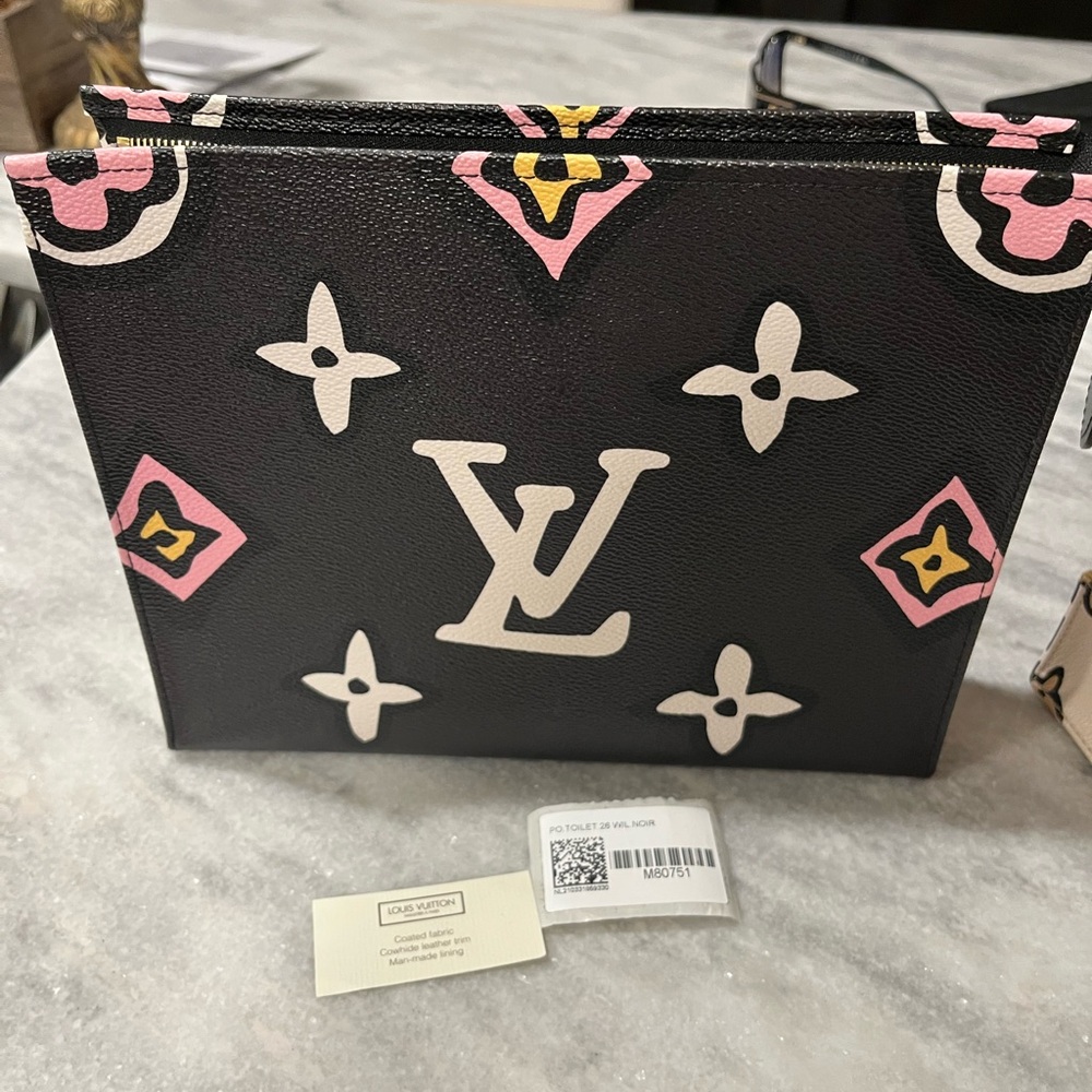 LV Toiletry 26 Bag